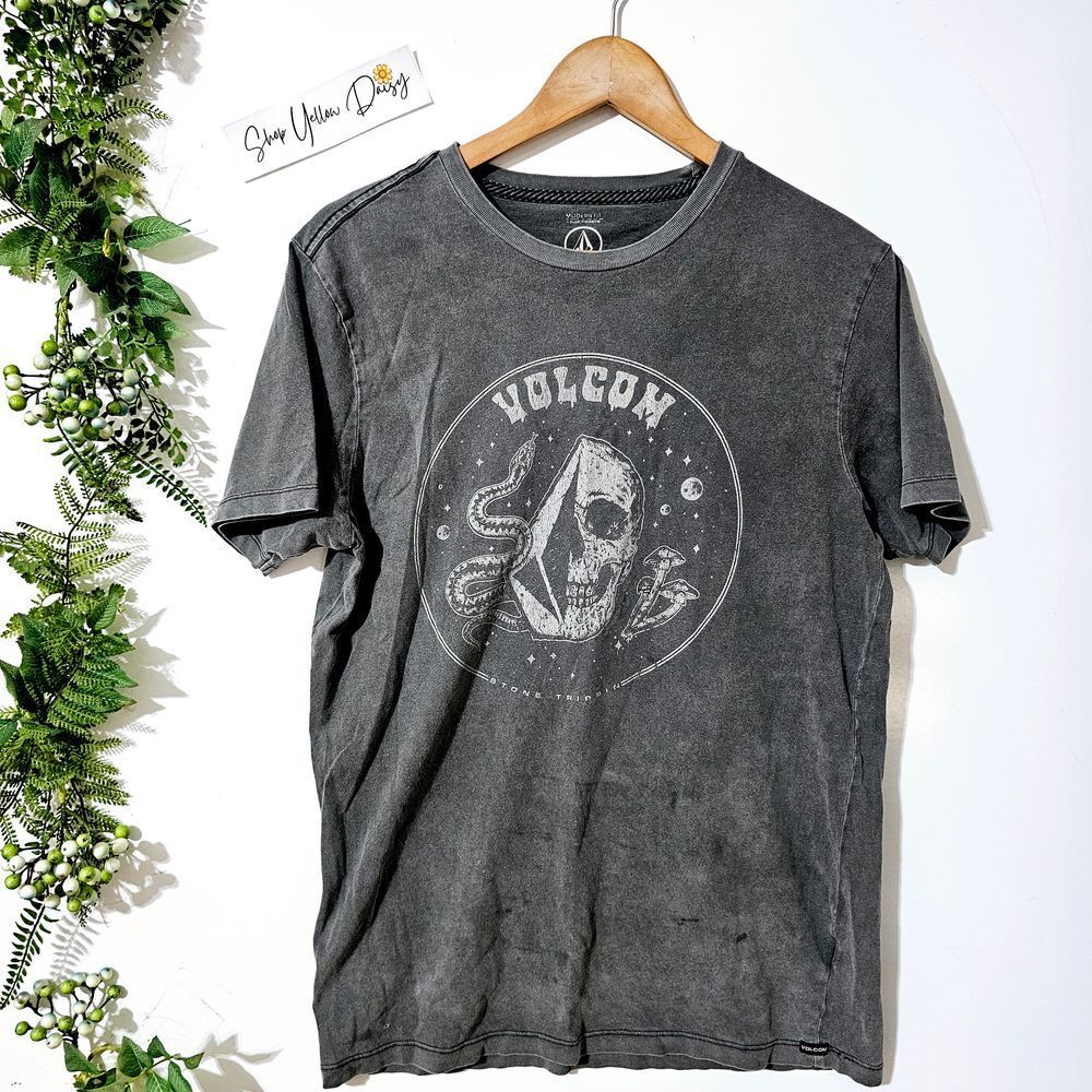 Volcom Graphic Tee Gray Acid Wash Skull Snake Mushroom Skater Shirt M